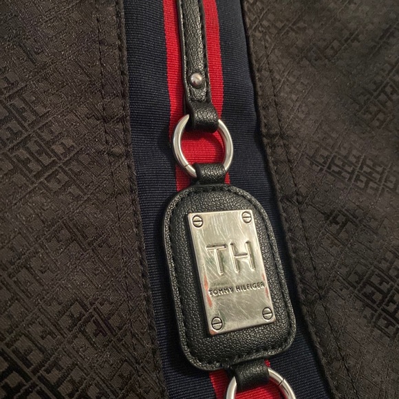 Tommy Hilfiger Shoulder Bag - Picture 4 of 13